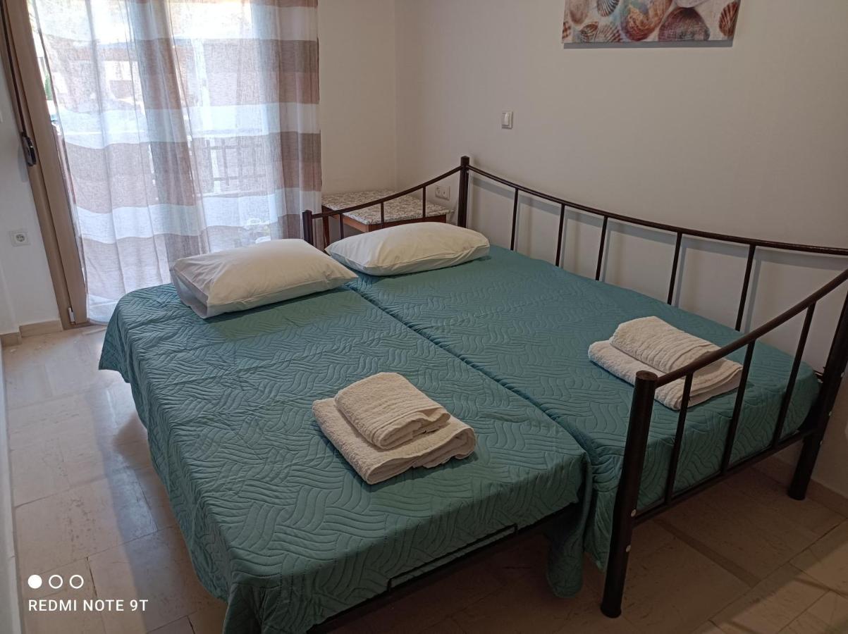 Lena Apt ريثيمنو المظهر الخارجي الصورة